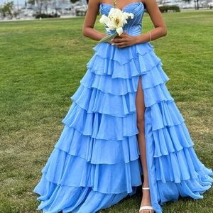 Elegant Blue Strapless Gown